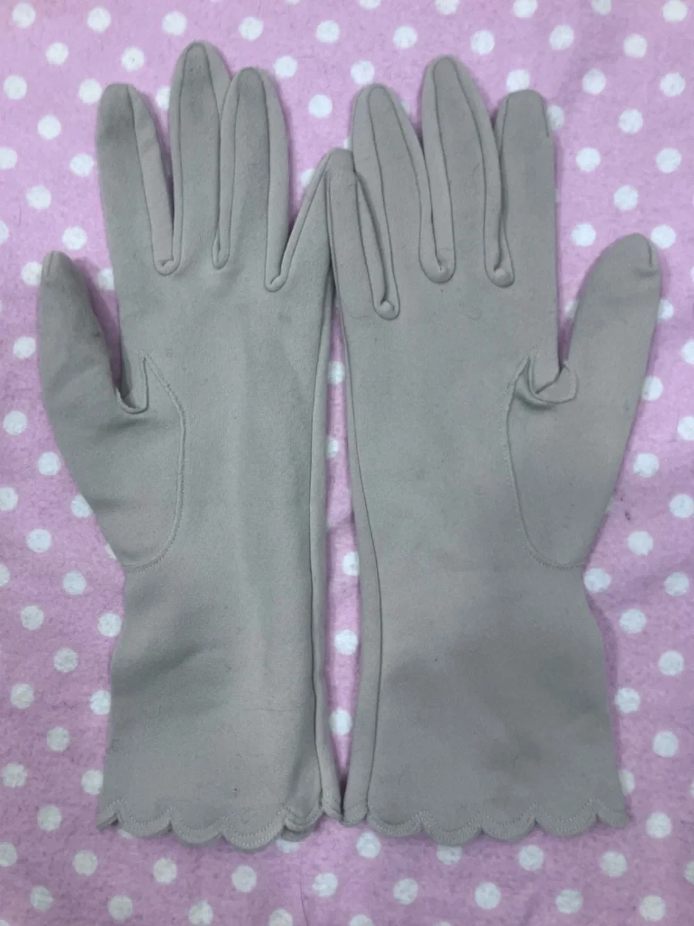 Vintage Taupe Gloves Sz. 7